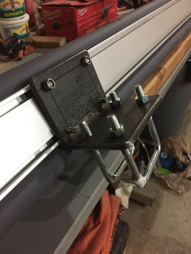 ARB%20awning%20bracket_zpswiqacvca_894b11125237368db48b1422ef92e5f111a8498a.jpg