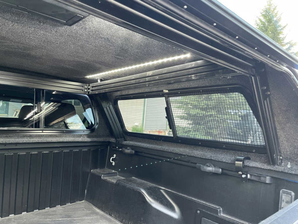are truck cap 4.jpg