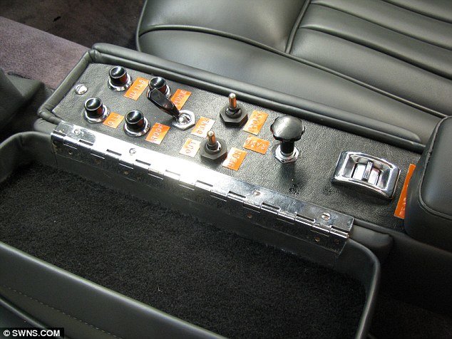 article-2271977-174957EA000005DC-396_634x476.jpg