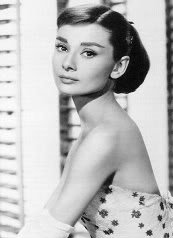 Audrey_Hepburn_12_2cd23c6df0524eed8c9828b11eebb7f8750a352a.jpg