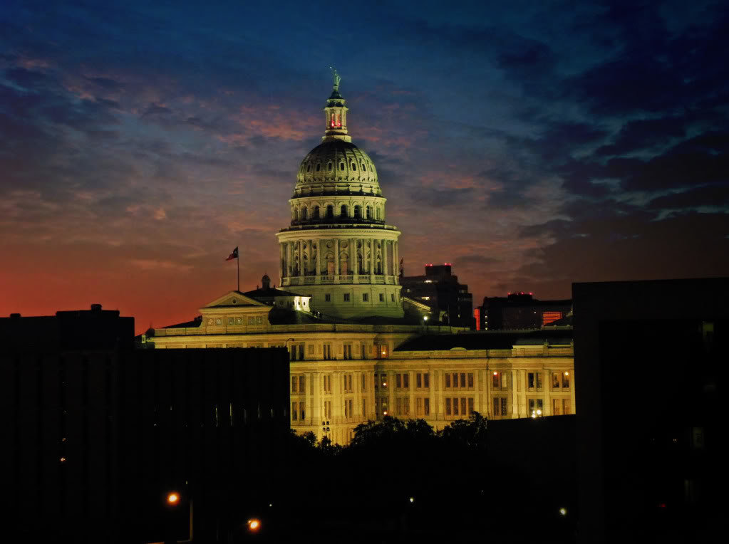 Austin_Capitolnightime_c537875d7a5715d2f6289b2108f4ba01714db7fe.jpg
