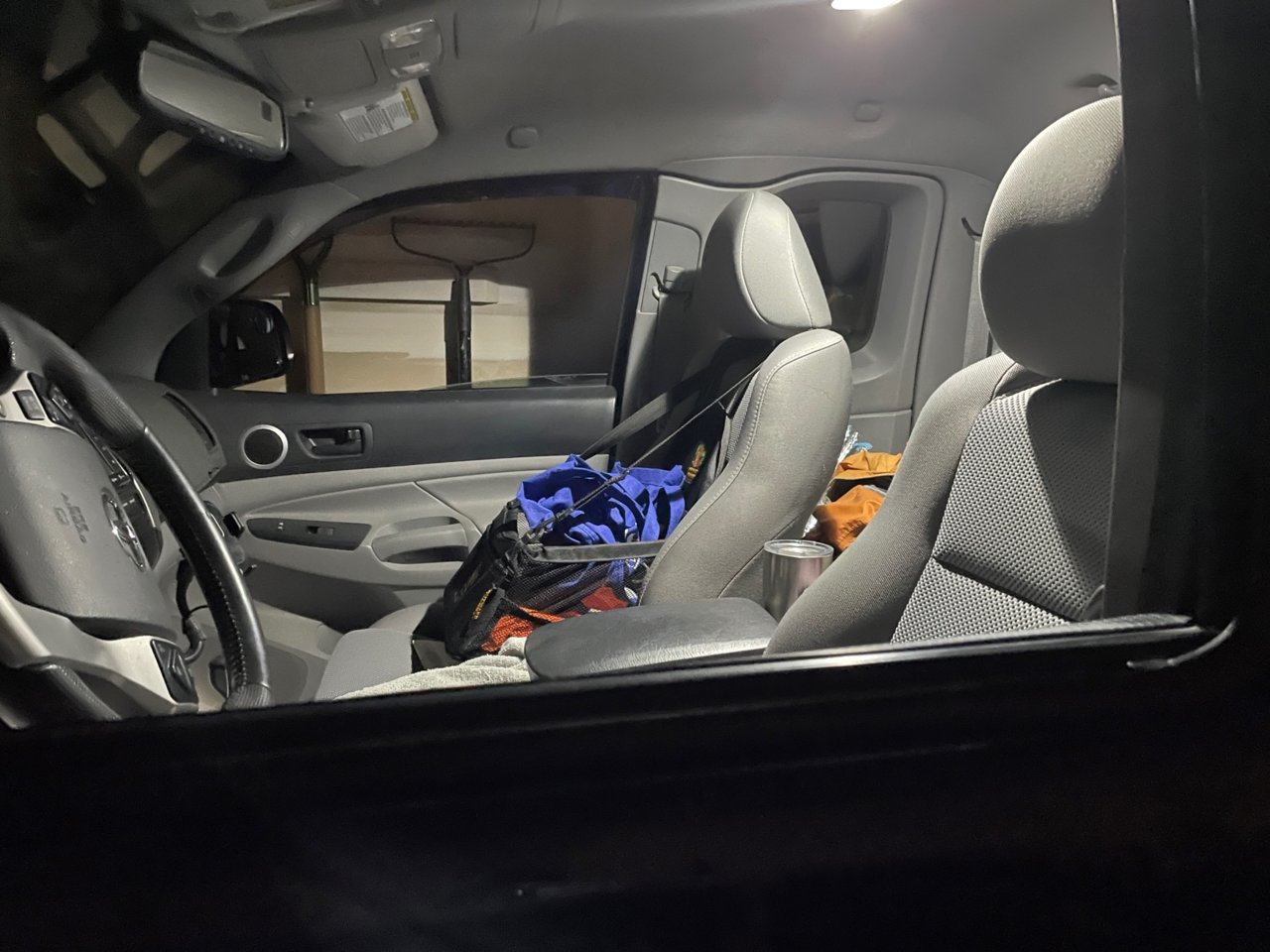 Auxito Dome light pic - 2014 Taco.jpg