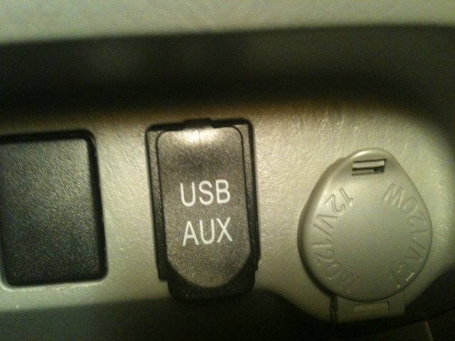 AuxJack3_710fdc36d9ff0d4bc2db68fe3a0d7c04a3de89c0.jpg