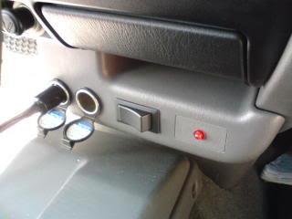 Auxswitchinstalled_ca60dc751f9e577f829c6c2f37a8fe13abf58dc3.jpg