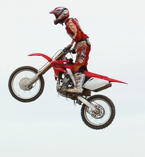 AV009_c6304de2d1a60fe4887c02c740bb445247cb6c3b.jpg