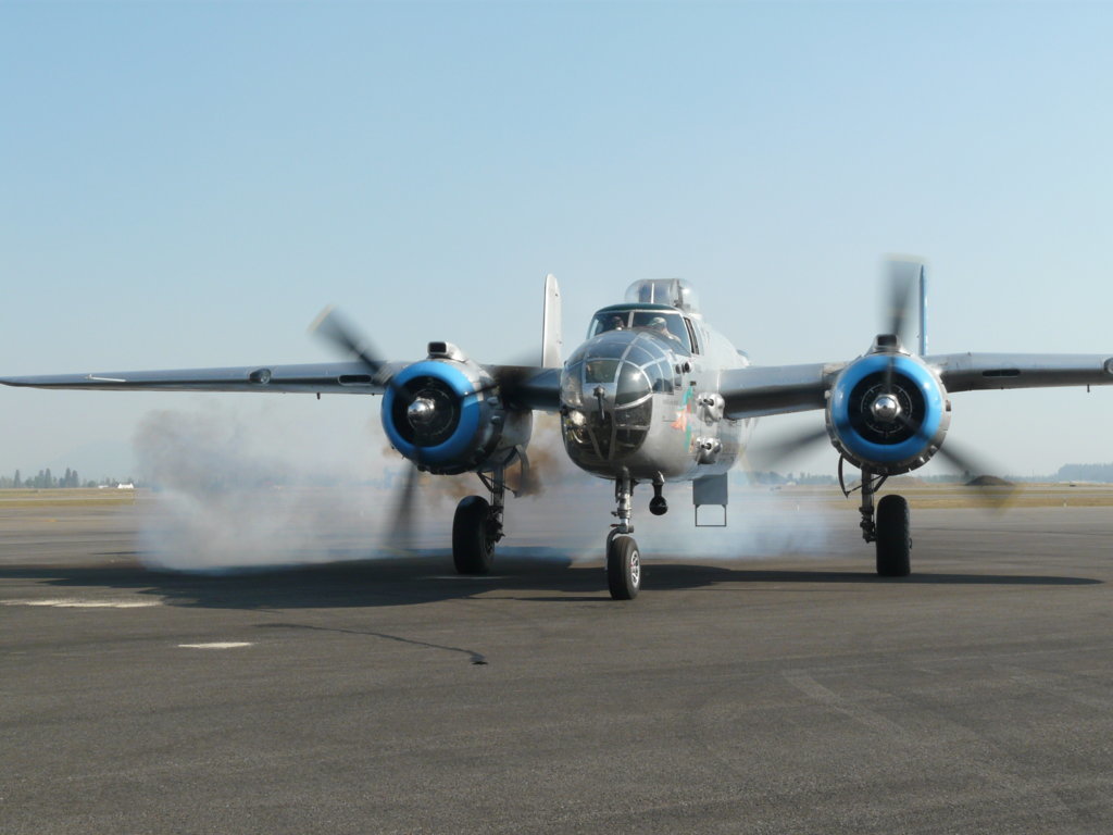 B-25J morning start August 2016.jpg
