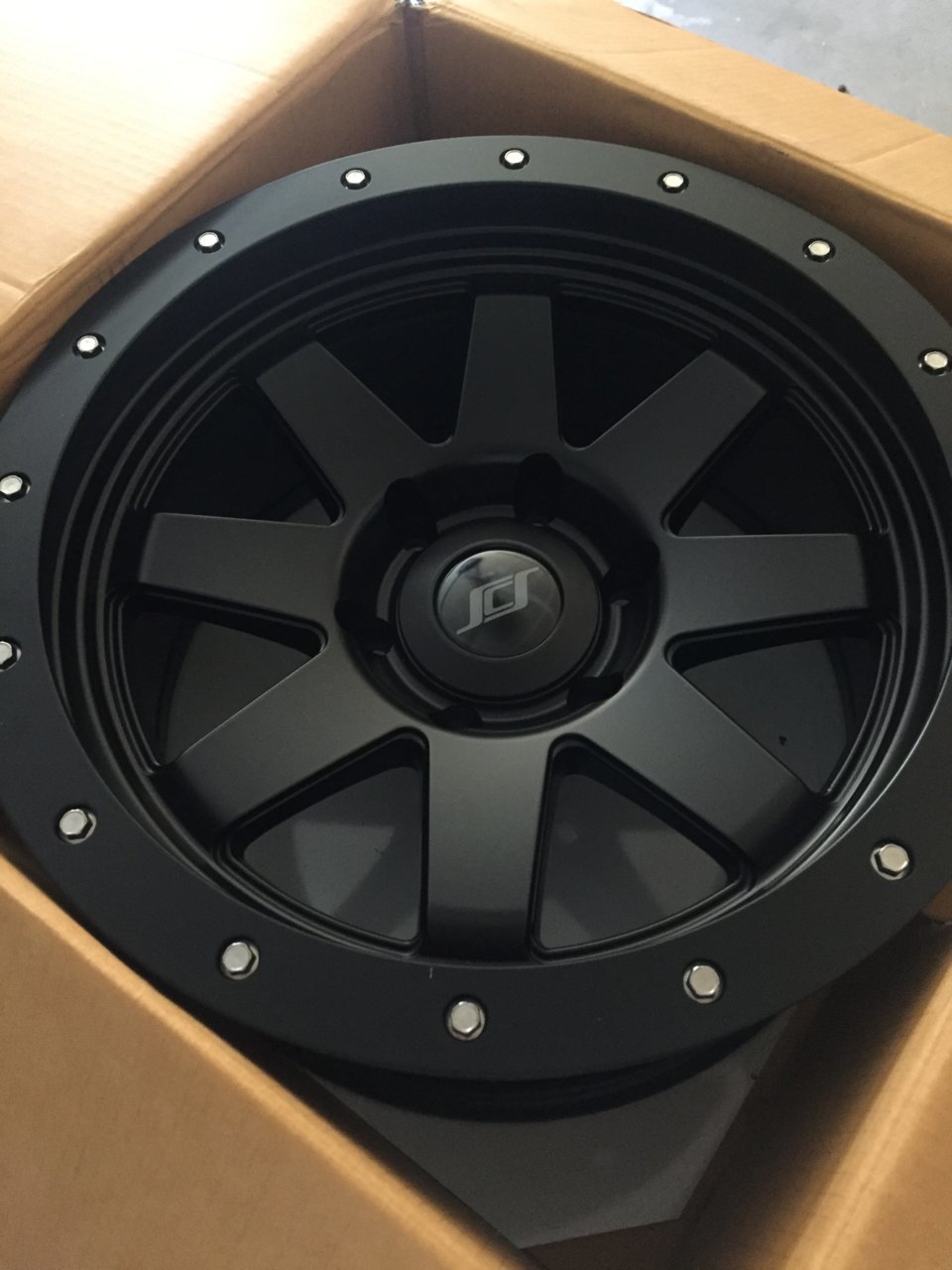 B110A6FD-EC46-45FC-9B3A-0100BB2C6E38.jpg