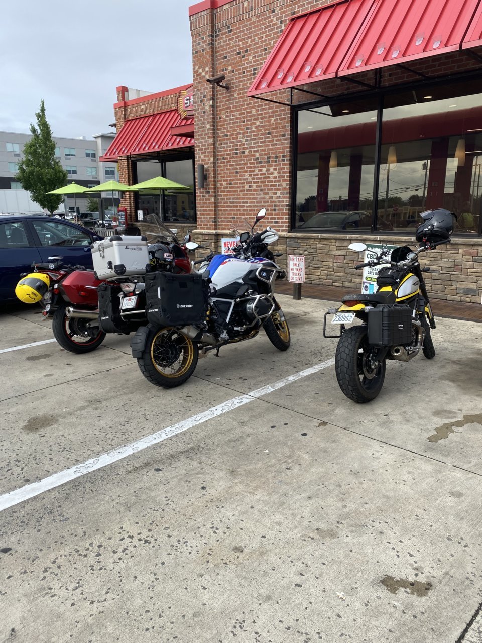 B11C7827-1C3F-49D4-9767-D768A0EF5DE7.jpg
