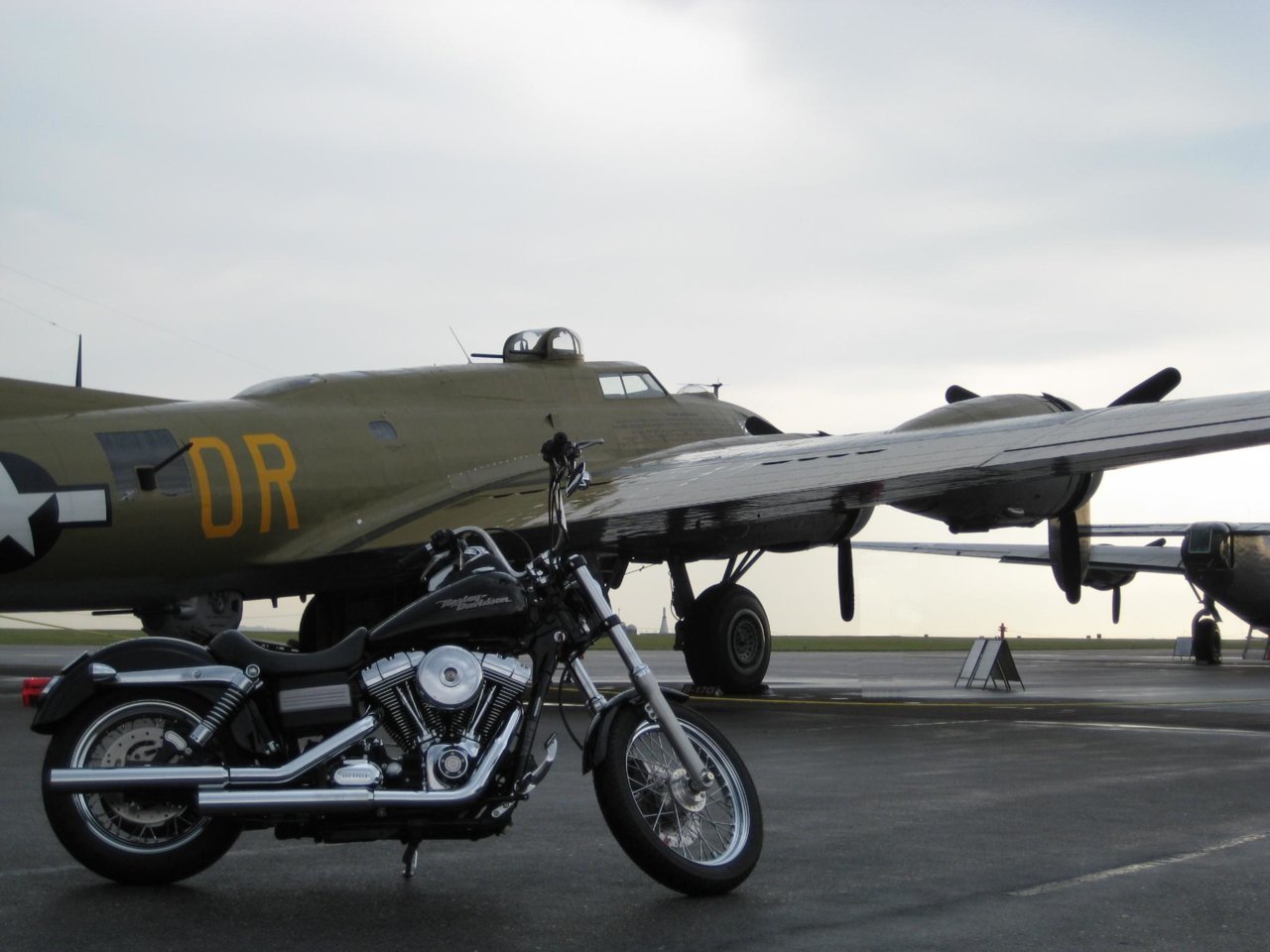 B17andHarley3a.jpg