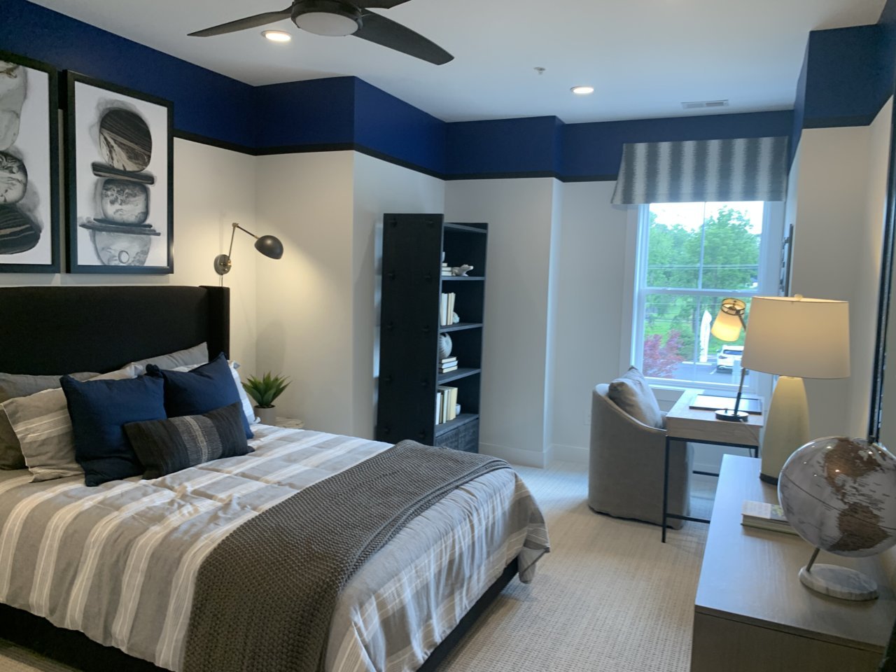 B2C2E115-0E79-4AF6-B0D3-485DBB4EBE26.jpg
