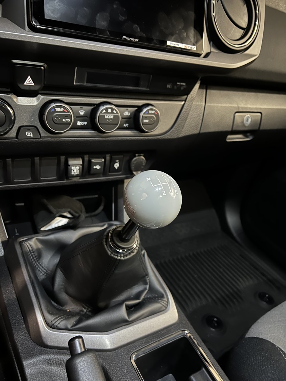 B33832AD-180C-4D66-91CA-BCBF6535DE83.jpg