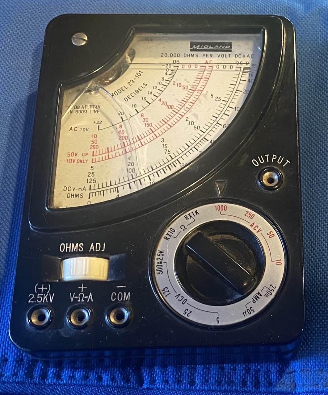 B4E63FE2-27BF-4D6A-B375-217CB25A760E.jpg