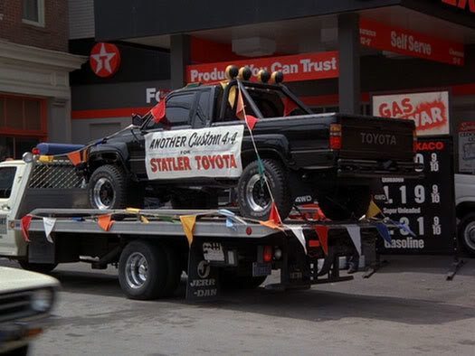 back_to_the_future_toyota_truck_1_85961cee5dbdcee9e39bcae8a9690c621a6478f9.jpg