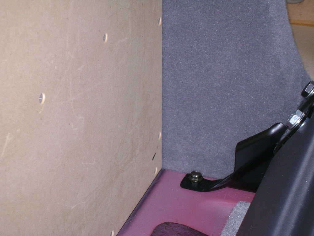 backseatcenterbracketnotched_15b1cf81bf42fe4beaac5585f85fd5d91fa686d3.jpg