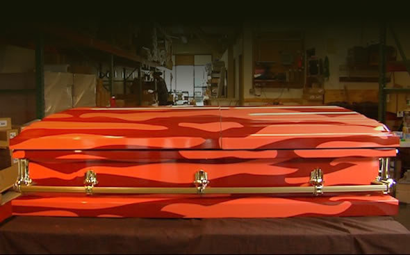 bacon-coffin_796a6203fe3598f2928865427f106b29850cf7a7.jpg