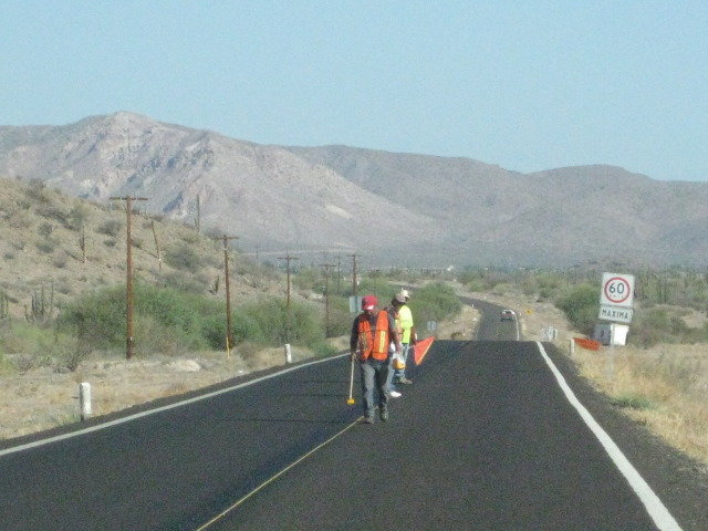 Baja2012-2129_5bddbda8f54eccb37d00eab6b9c15744b7452a32.jpg