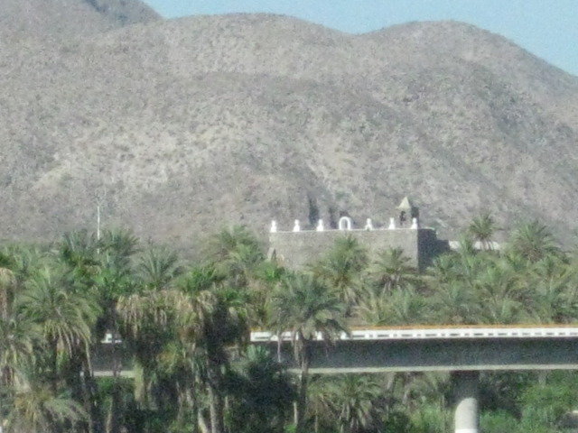 Baja2012-2133_f427c37db3be478a09440b8b9cf48752ec698fac.jpg