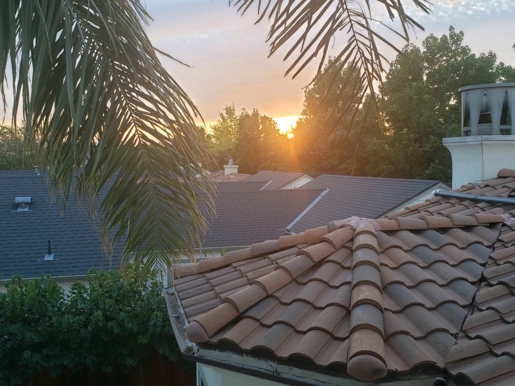 BALCONY SUNRISE.png