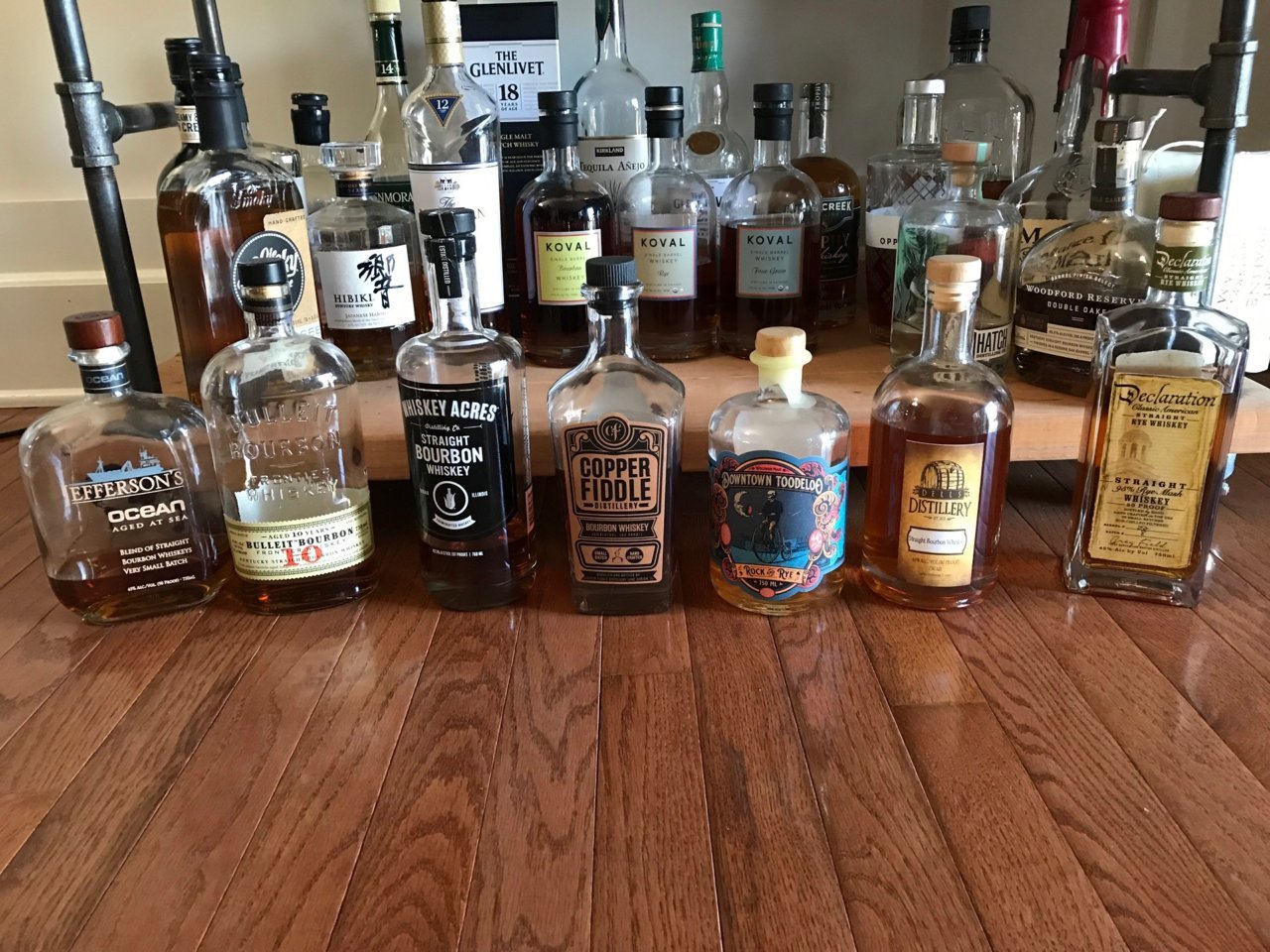 Bar 2.jpg