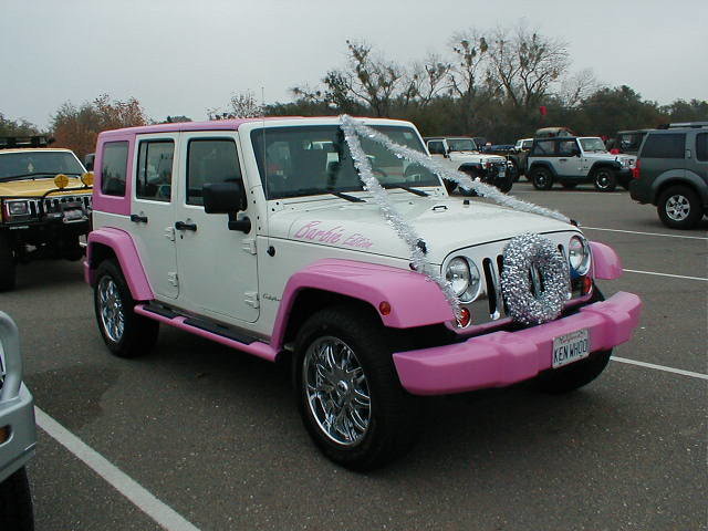 BARBIEJEEP_ea5c8c1af4acfd158c86e2a13aa7cfb13a2a7b66.jpg