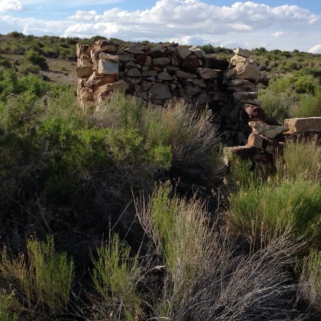 Barrel Springs Old Stone House Emigrant Trail.jpg