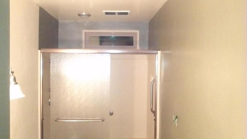 BathroomRedo1.jpg