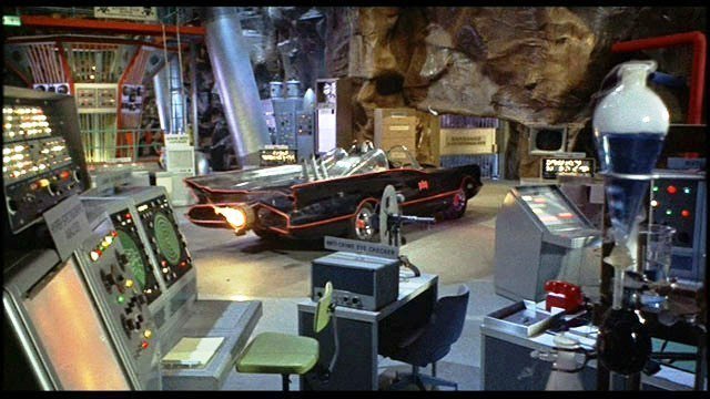 batman batcave KGrHqFHJB8E63O5fEBO36WDsuNw60_3.jpg
