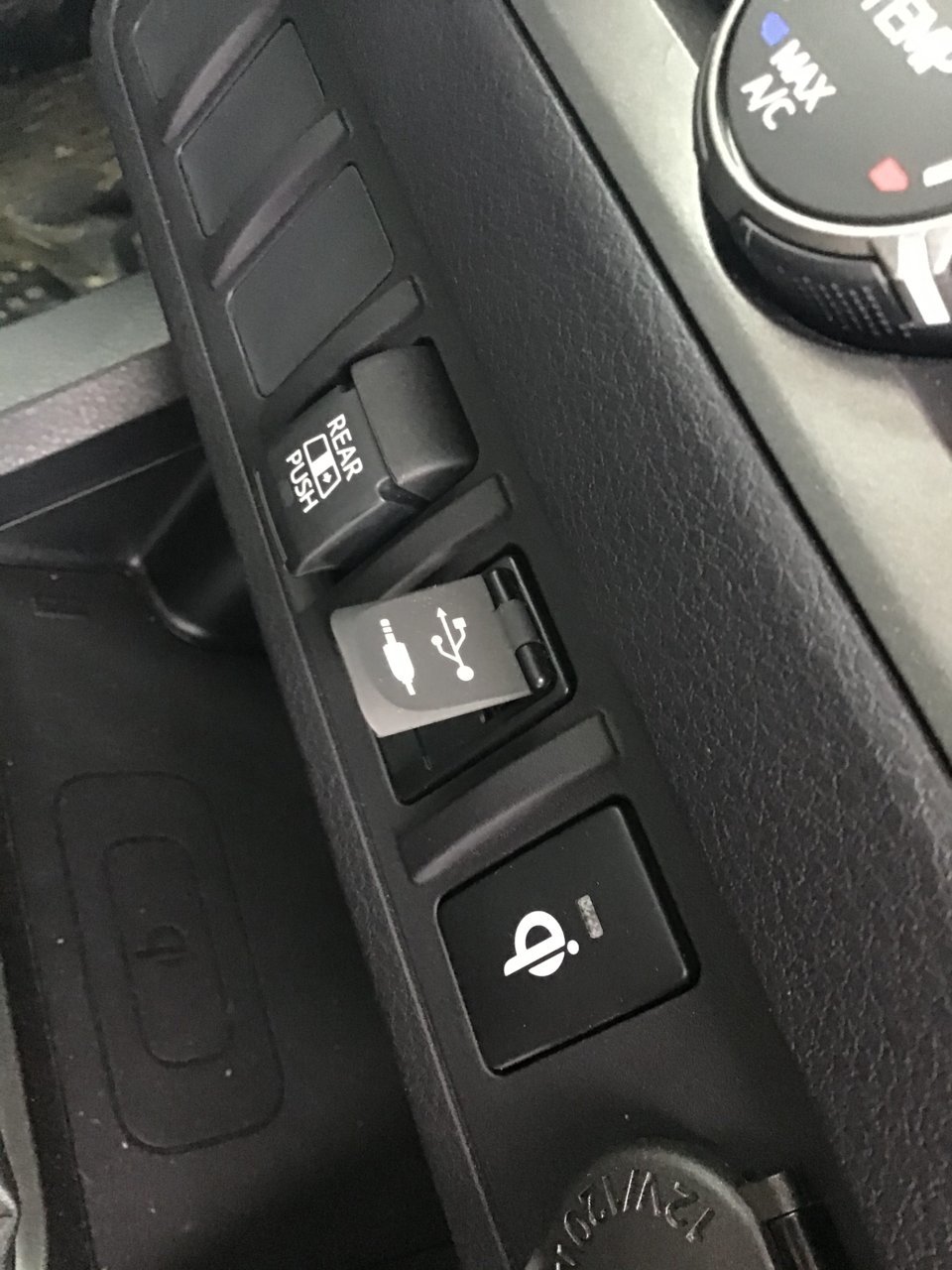 BB86B6DA-C18A-4819-8040-0EDF8993E843.jpg