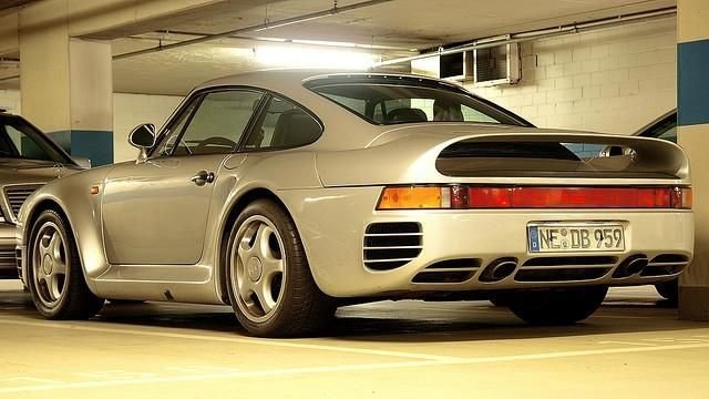 bd08dd4f96fa53c901e8a686b0431b94--porsche--car-stuff.jpg.cf.jpg