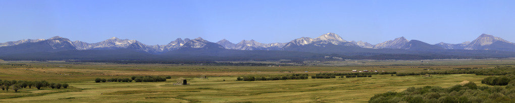 beaverheadpano_53f6ca3f3b44446b687fedd713b88e5a64a774f0.jpg