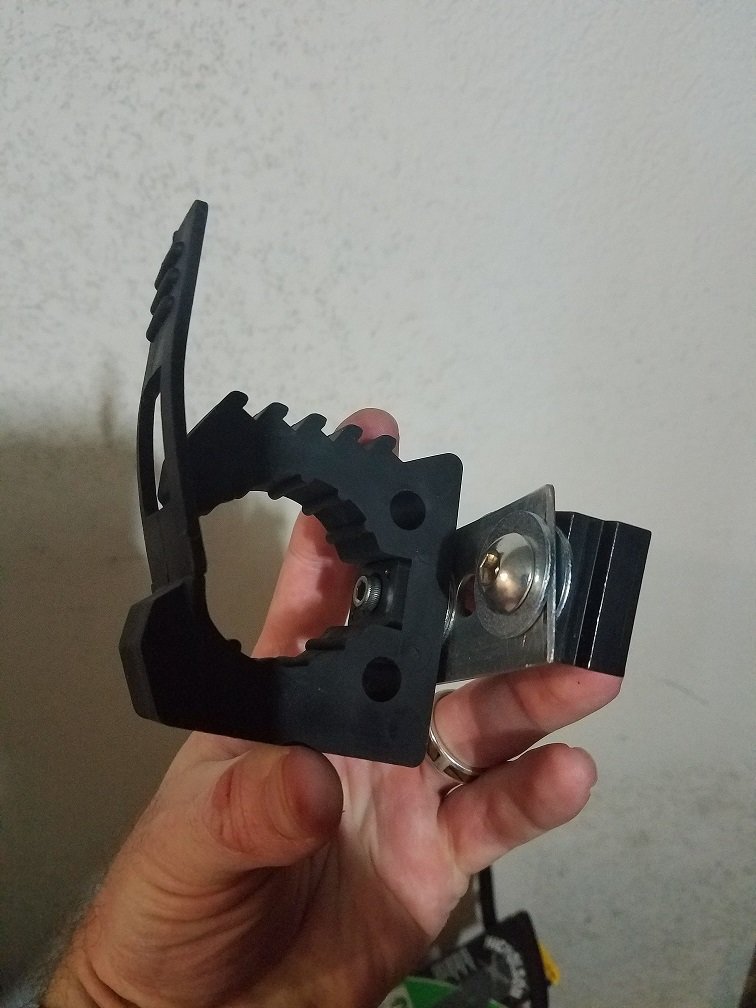 bed_rail_mount.jpg