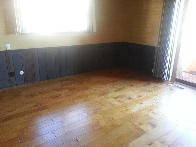 bedroom2.jpg