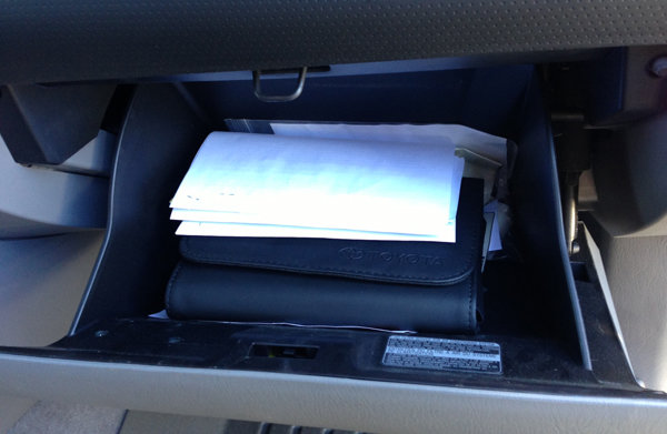 before_glovebox_cd3c401fe48e75628c7fba86453a6be9c034dda6.jpg