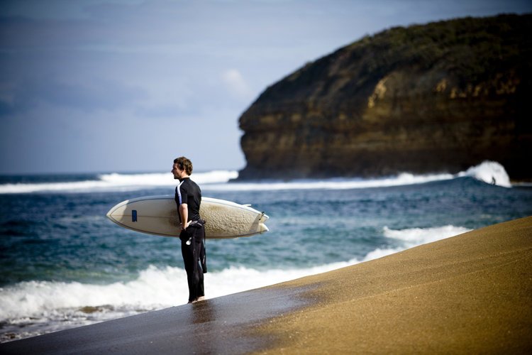 bellsbeachsurfer.jpg