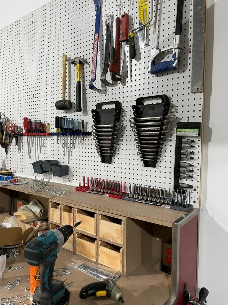 bench.jpg