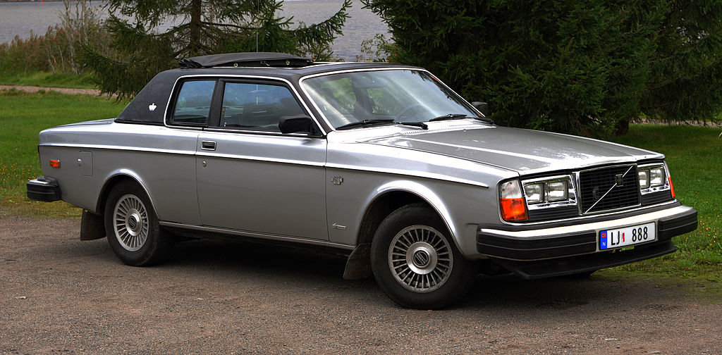 Bertone Volvo.jpg