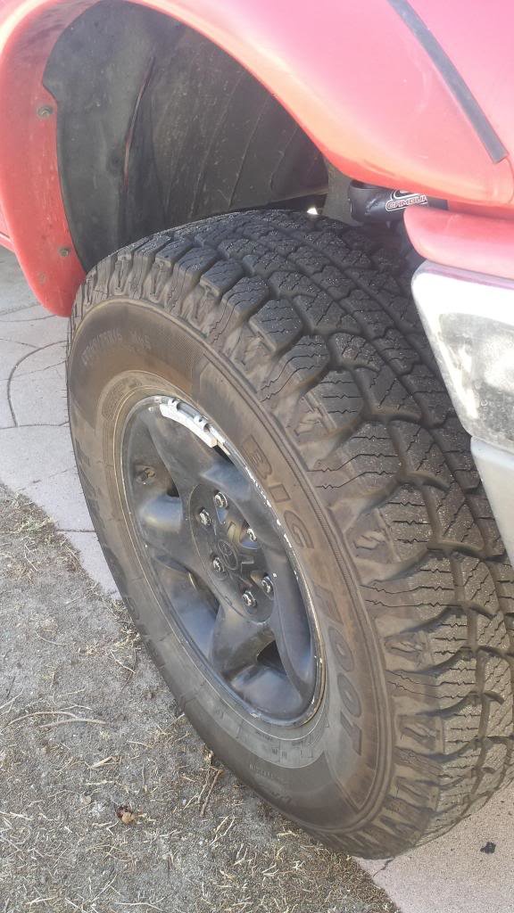 bigfoot_zps44ac4204_f2fd04d66043e0bc724e7006e530601d60bfb8a0.jpg
