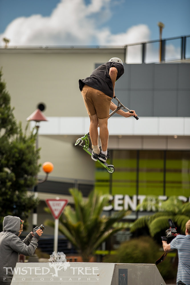 Bike-scooterexpo-1-12_zpsb4258235_abc1e405a18334ad47a1c9c0434c311acef25f79.jpg