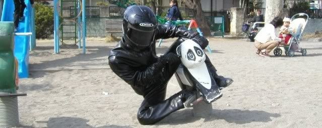 biker_lean_87089482242101b5cde79e878d47ad8363b1f949.jpg