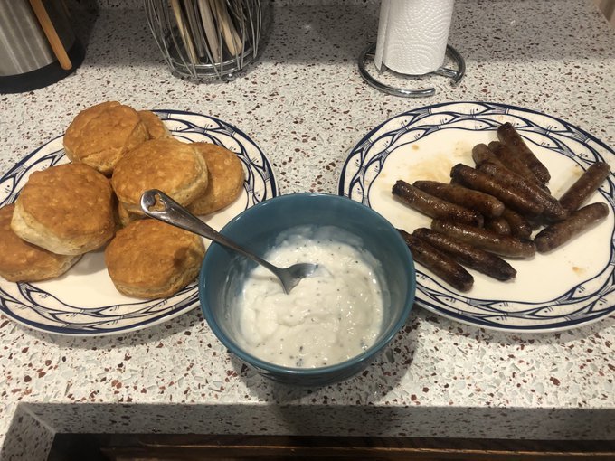 biscuitsngravy.jpg