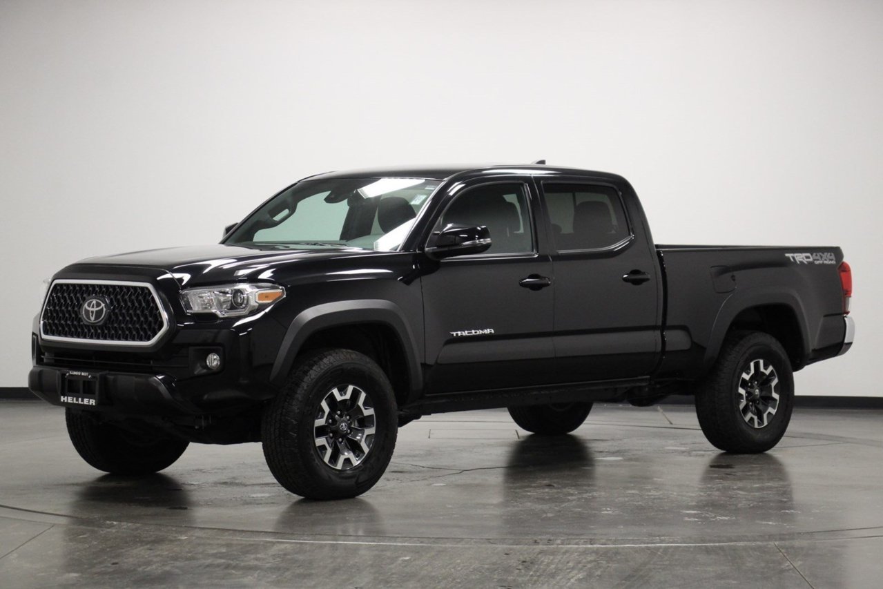 Black '19 Tacoma.jpg