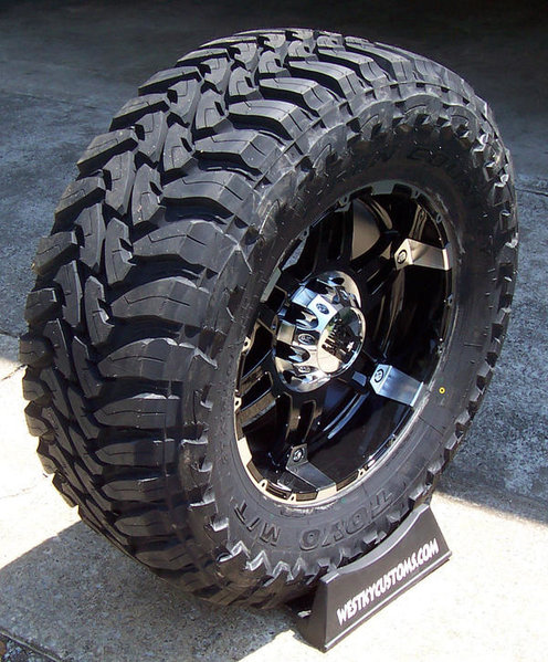 black_spy_toyo_mt_37x13_5x20_002.jpg