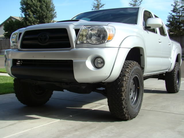 BlackCenterBumper018_ef9116ec14053baad8d2dff194ade0690ff9ebda.jpg