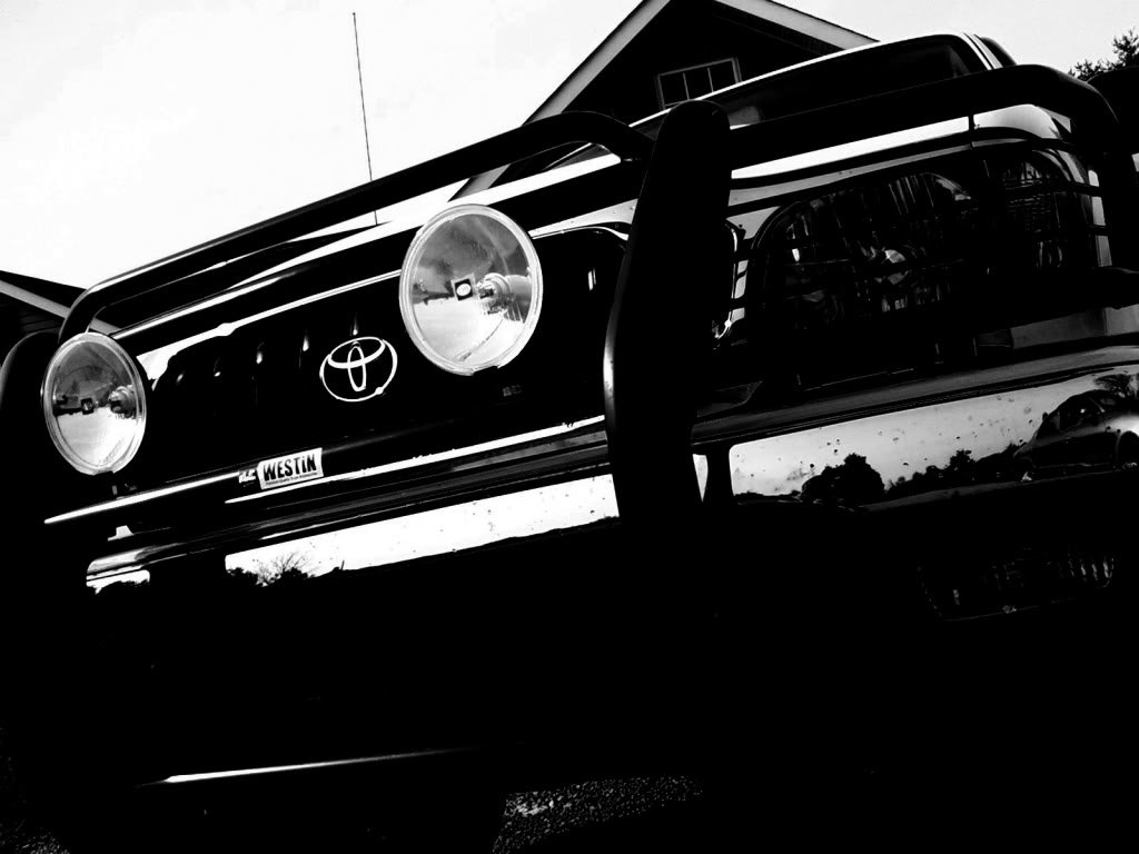 blacknwhite_42ef12430e7ca292a281dc07b728d0feda6ca8e5.jpg