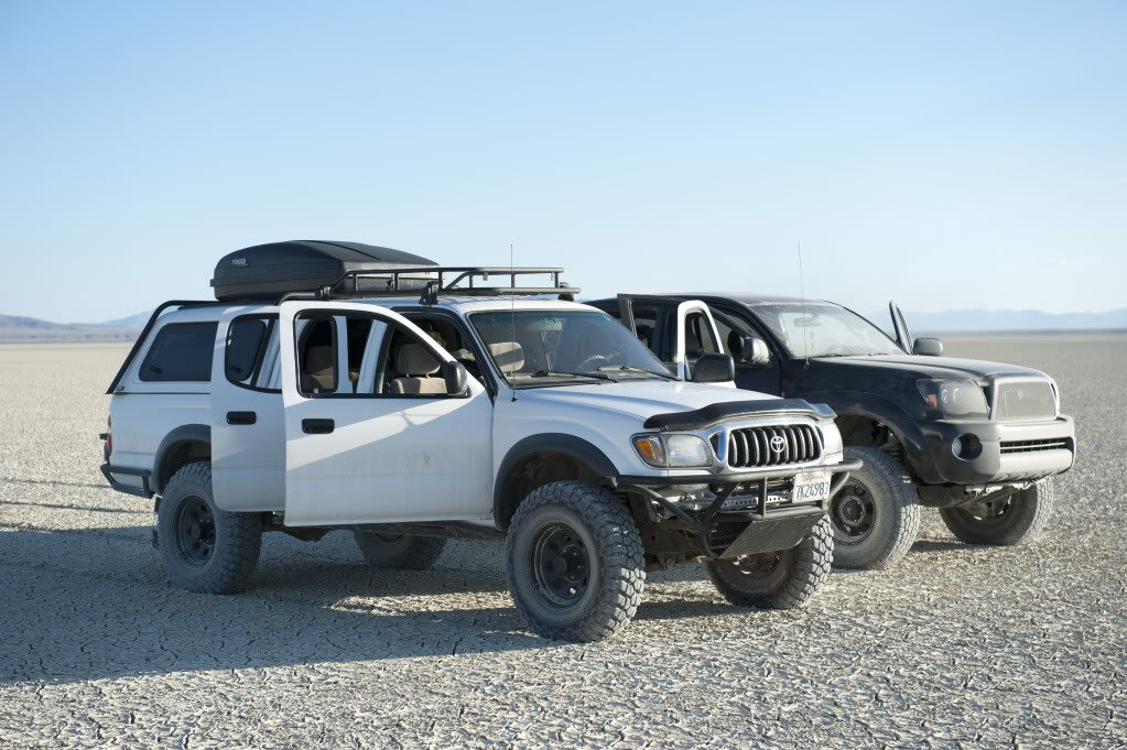 BlackRockTrucks_90b8601e8810ae3e8feb17f548988b33ff20c34f.jpg