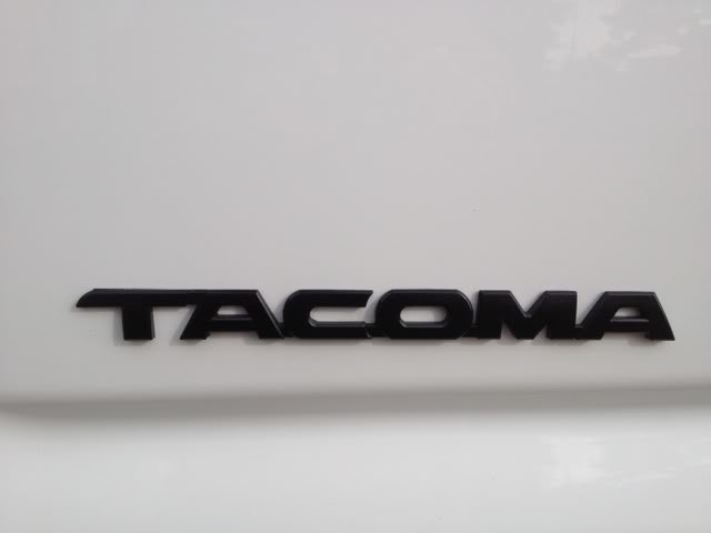 blacktacoma_37471ecee8556e756dd38e27528858b6befd950b.jpg