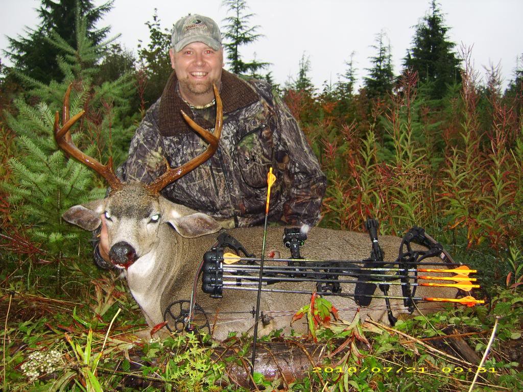 blacktail2010004_df4fe94765098e99d6b954d7aea977424d93fa97.jpg