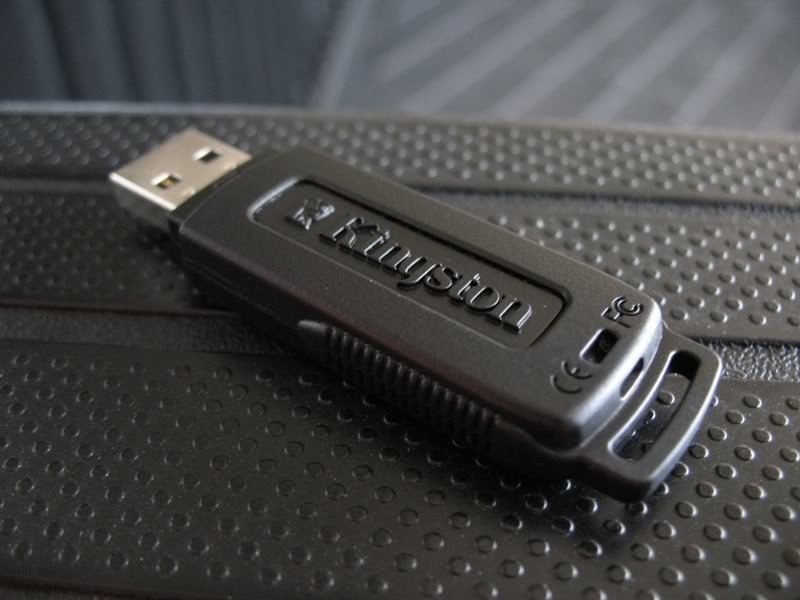 blkusb_1_de0adbb42cbca395c94fa1be53af3cbef19545aa.jpg