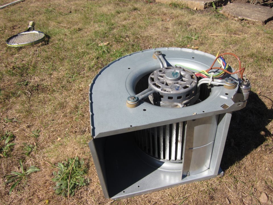 Blower-motor-cleaning-on-a-gas-furnace-Portland-OR-by-Efficiency-Heating-Cooling-4.jpg