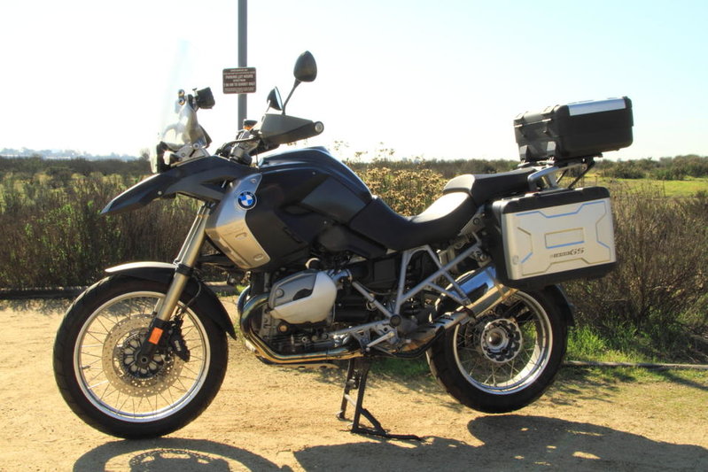 BMW Motorcycle0004SMALL.jpg
